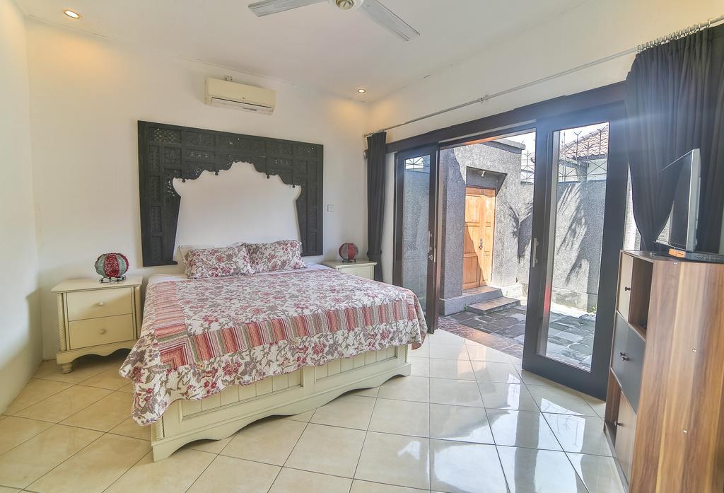 Bali Cinta Villa Seminyak Extérieur photo